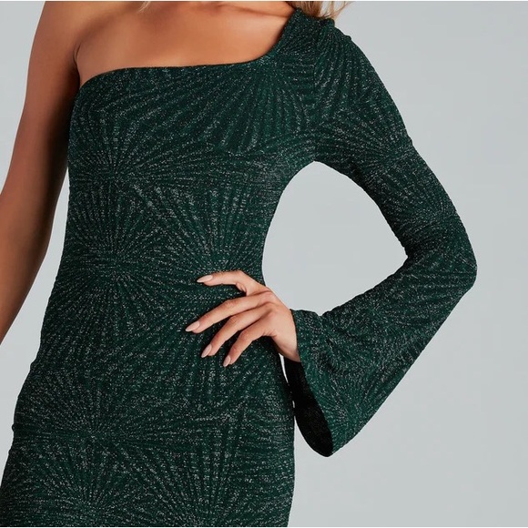 Pristine Shine Glitter One-Shoulder Mini Dress size Medium - Picture 2 of 4